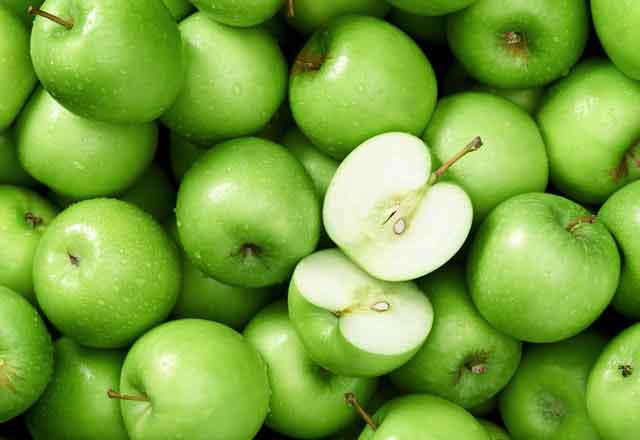 شامپو سر پرلا عصاره سیب سبز حجم ۴۵۰ میلی لیتر